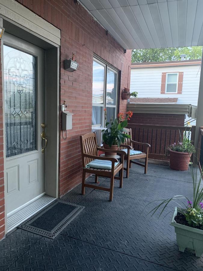 Le 2300 S Daire Saint-Hyacinthe Dış mekan fotoğraf